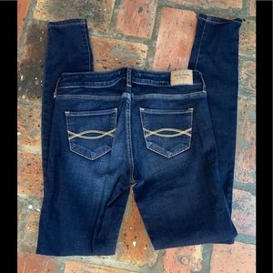 Abercrombie and Fitch skinny jeans 0R